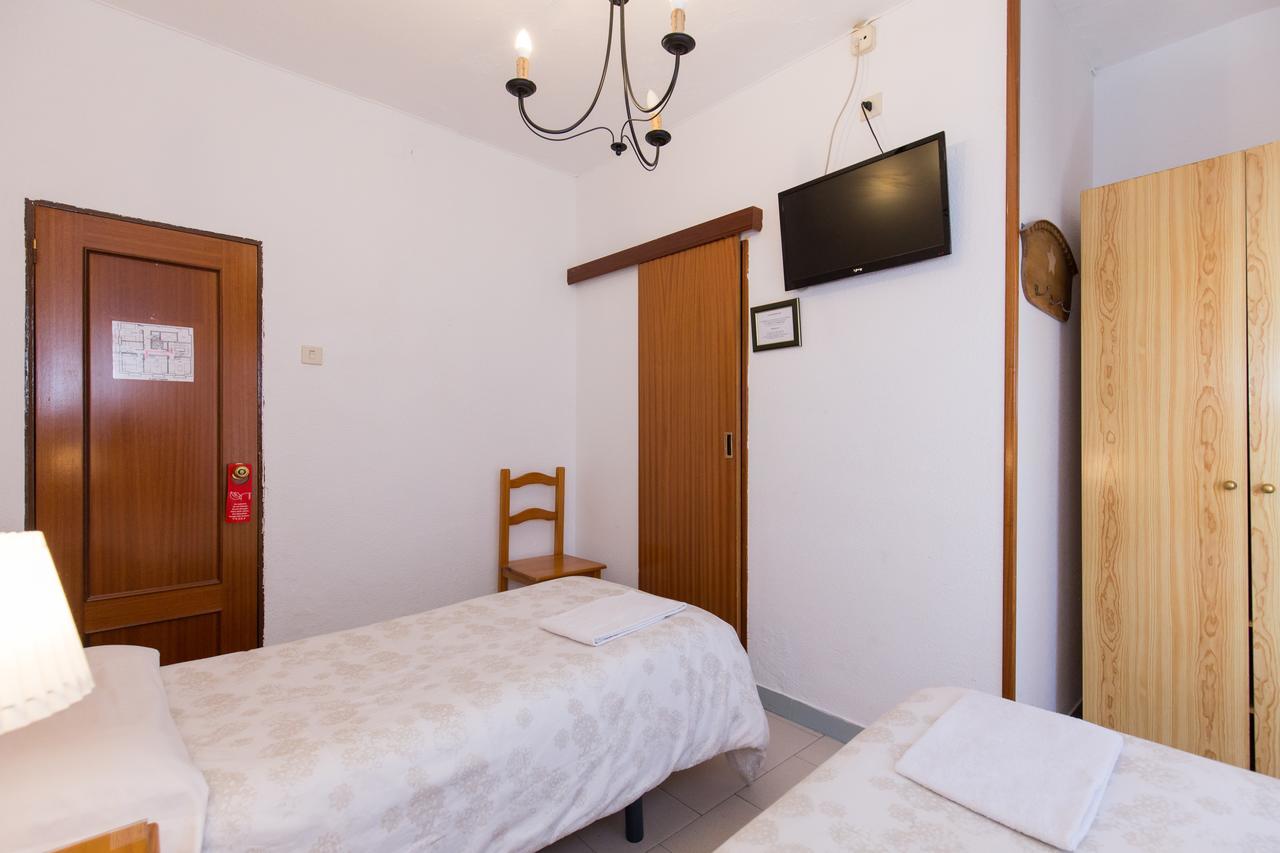 Pension Mesones Granada Bagian luar foto