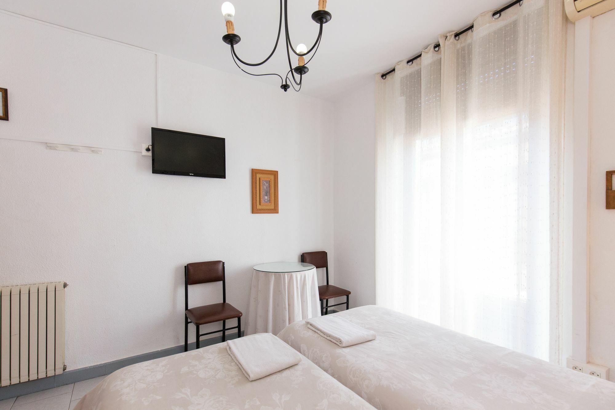 Pension Mesones Granada Bagian luar foto